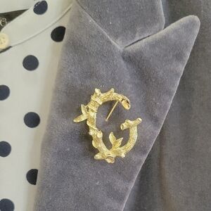 Elegant Gold Brooch